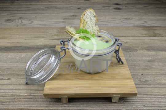 Artischocken-Champignon-Süppchen