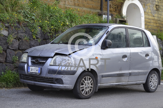 Autos auf Ischia