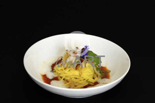 Bandnudeln Amatriciana