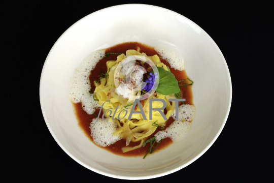Bandnudeln Amatriciana