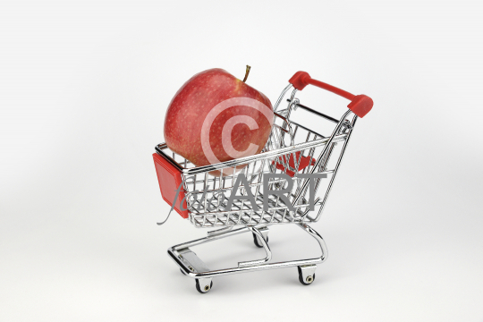 Einkauswagen mit Apfel