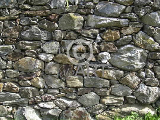 Natursteinmauer