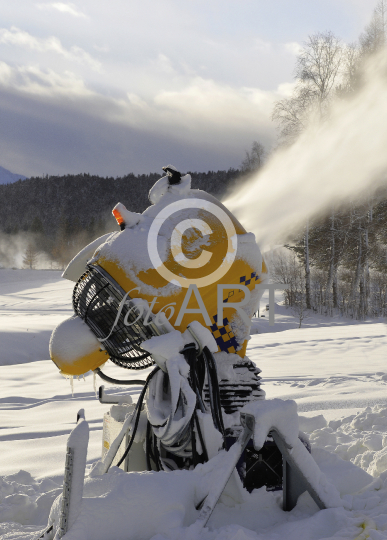 Schneekanone in Aktion