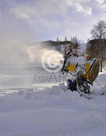 Schneekanone in Aktion