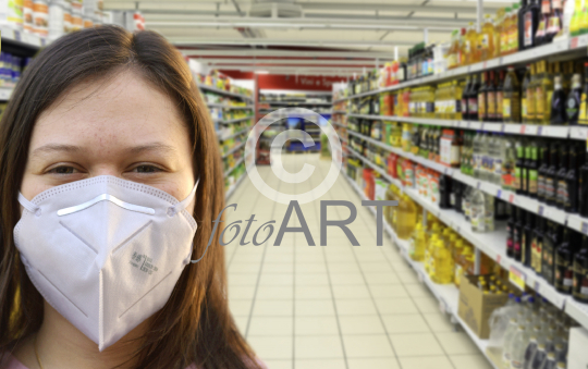 Shopping mit FFP2-Maske