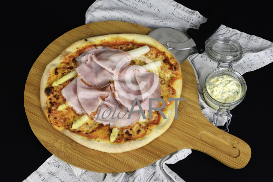 Spargelpizza