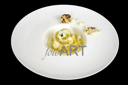 Tagliatelle mit Blumenkohl