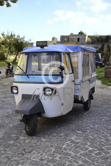 Taxi auf Procida