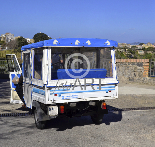 Taxi auf Procida