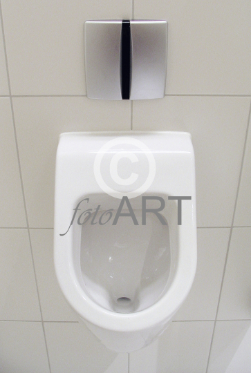 Urinal