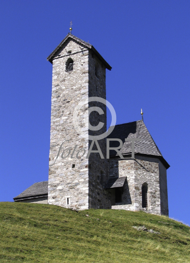 Vigiljoch, Kirche
